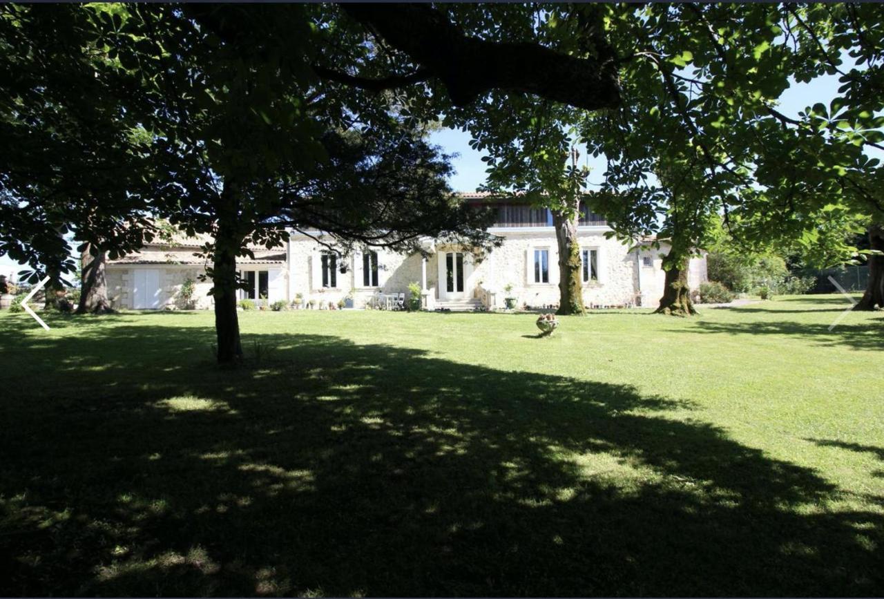 Domaine De Garat Bed and Breakfast Floirac  Exteriör bild